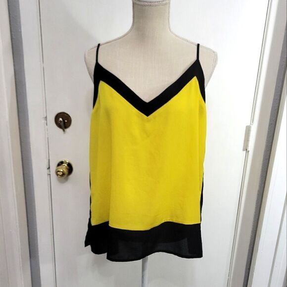 Bisou bisou yellow and black sleeveless blouse - Picture 2 of 11